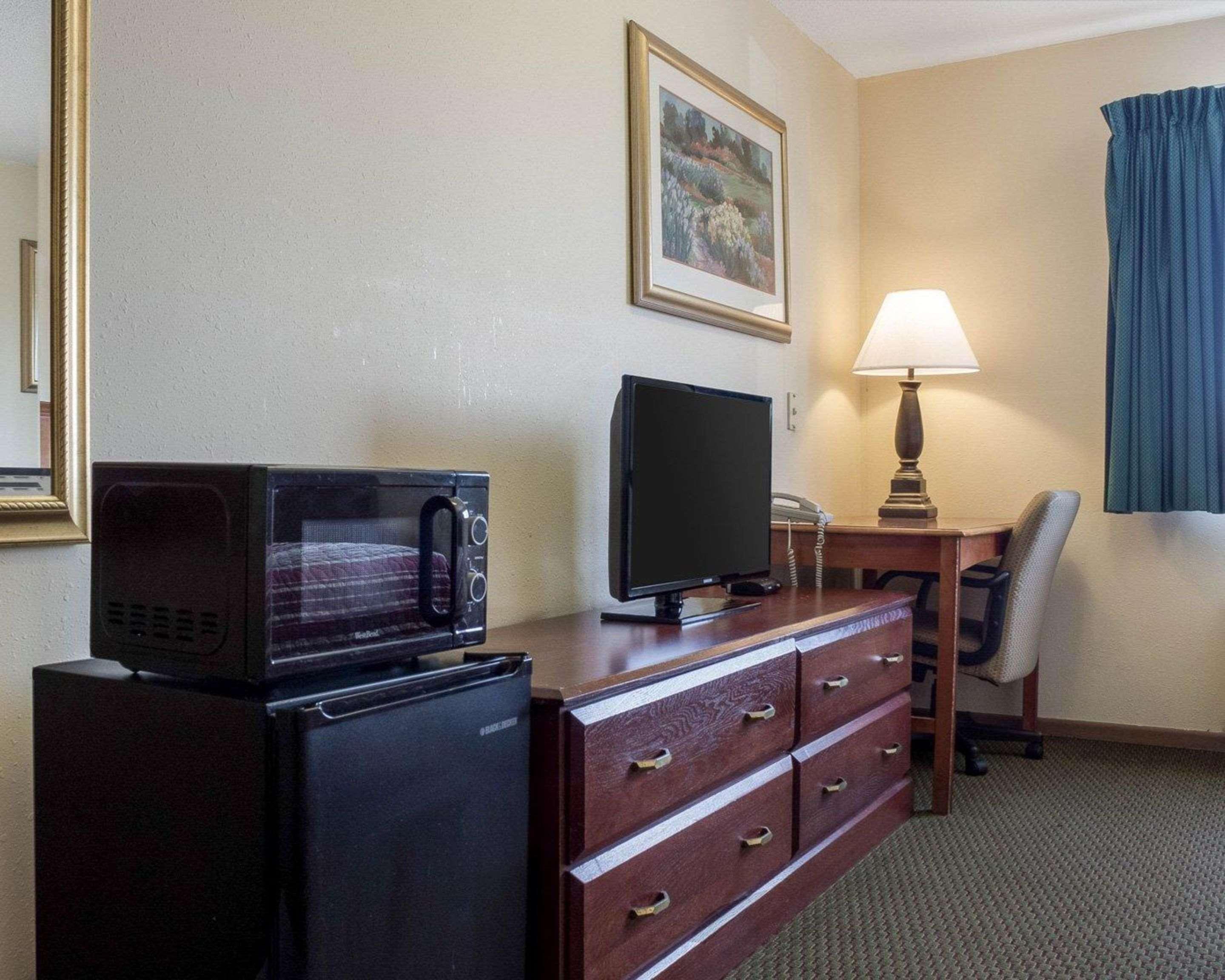 Rodeway Inn West Fargo Exteriér fotografie